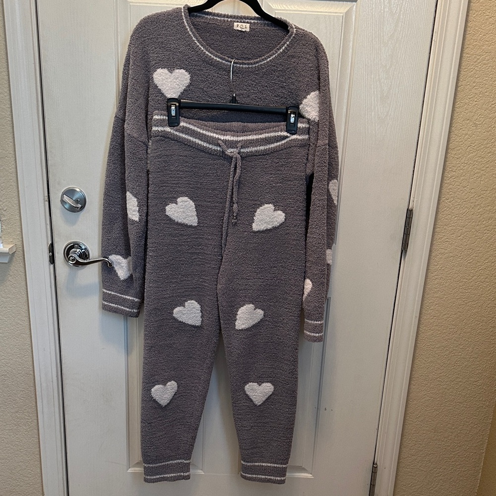 POL Gray Fuzzy Heart Two-Piece Pajama Set with White Hearts